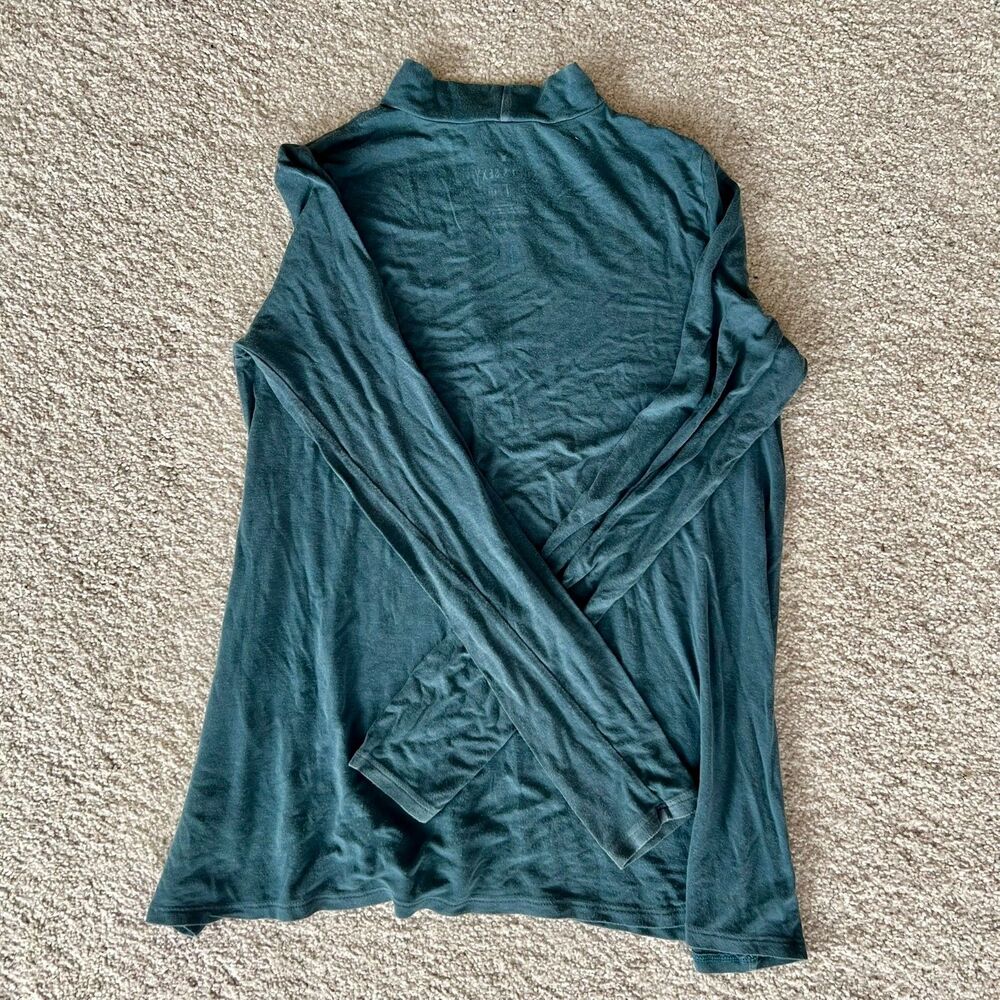 NWOT American Eagle Outfitters Soft & Sexy S Shirt